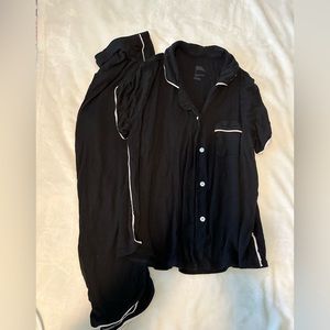 Medium 2 piece pajamas